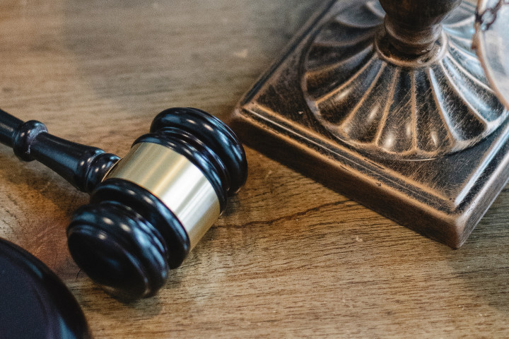 如轮船赌用英语怎么说 如轮船赌英语翻译
